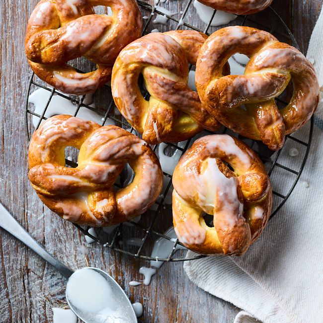 Detzels (doughnut pretzels)