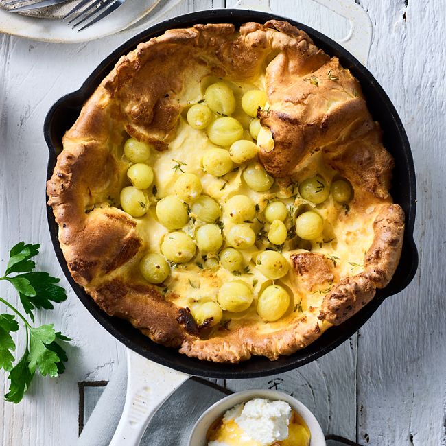 Grape Dutch baby