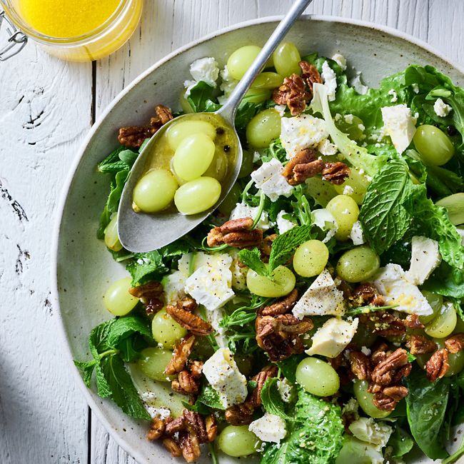 Grape, pecan & feta salad