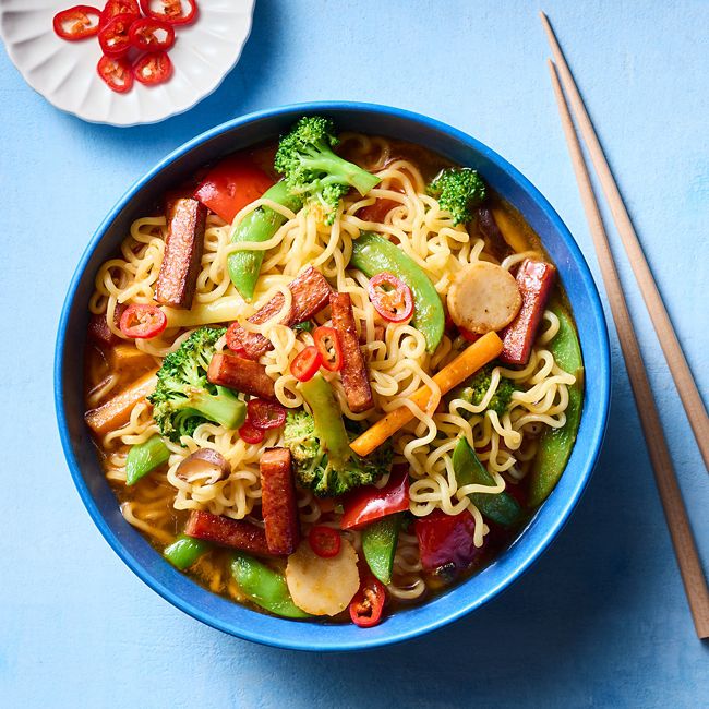 Speedy stir-fry ramyun noodles with Spam®