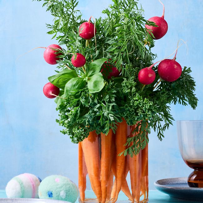 Easy carrot centrepiece