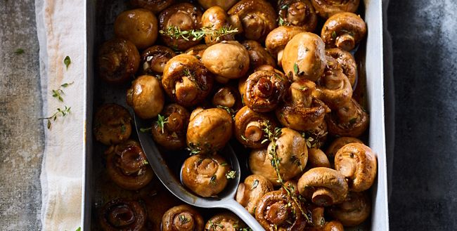 Roasted garlic & thyme mushrooms
