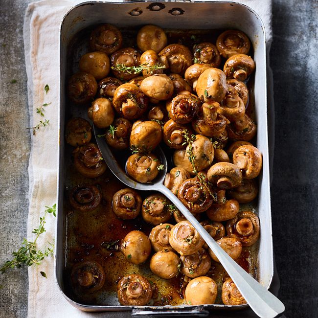 Roasted garlic & thyme mushrooms