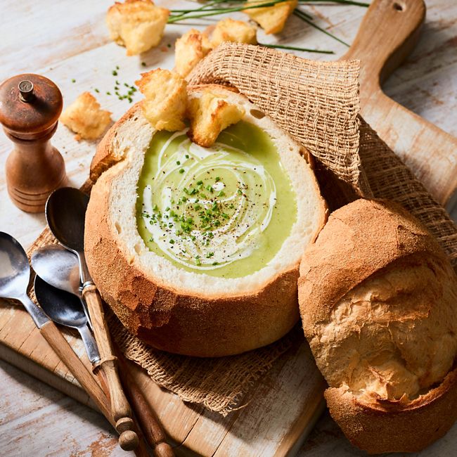 Potato, pea & leek soup