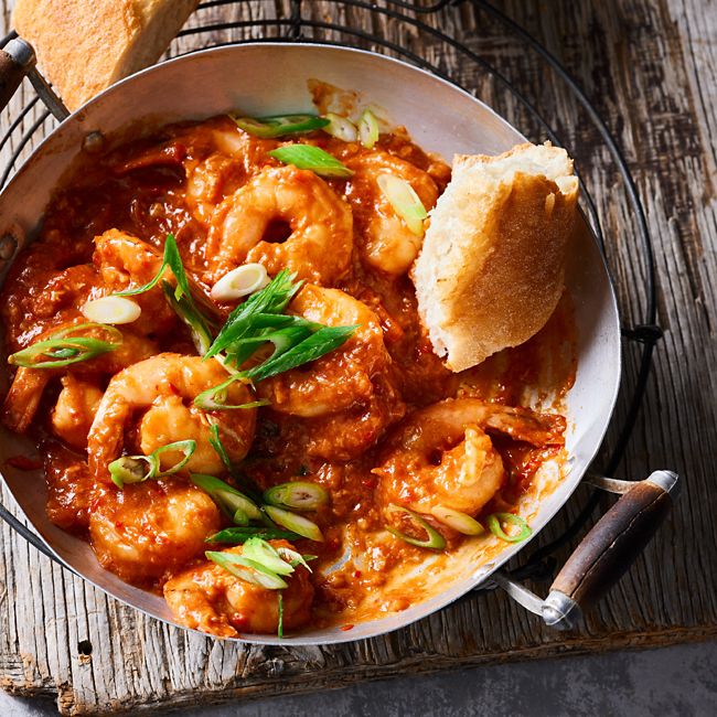 Singapore-style chilli prawns