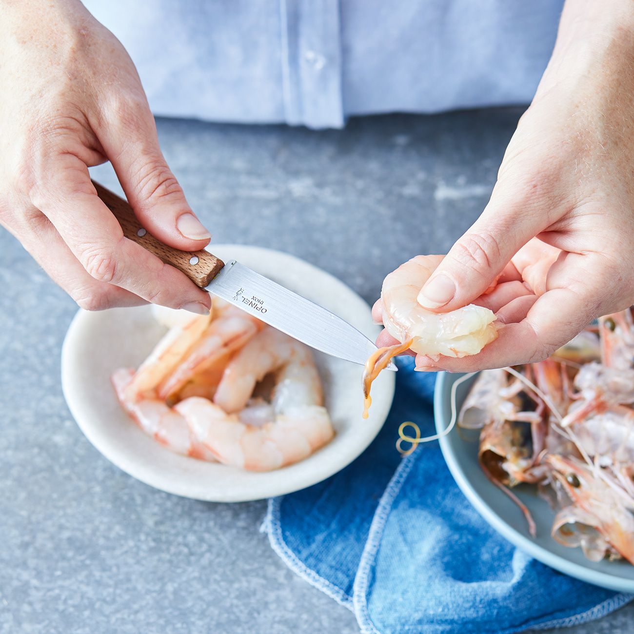 How to peel and devein prawns