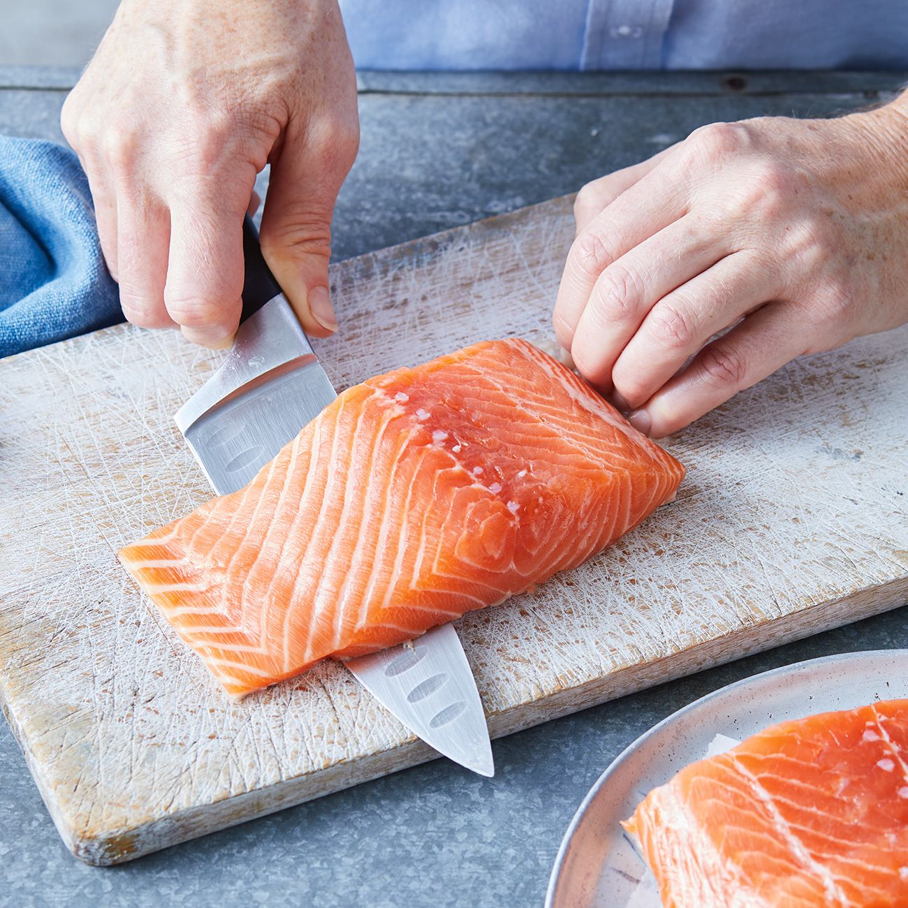 How to remove skin from fish fillets