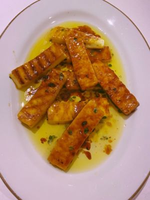 Halloumi with Honey, Lemon and Thyme sauce