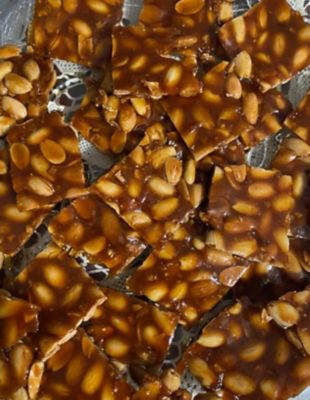 Minnulata Siciliana (Sicilian Almond Brittle)