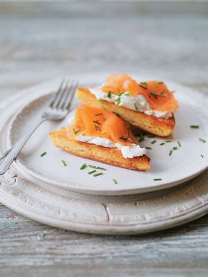 Potato Scones With Cream Cheese & Smoked Salmon