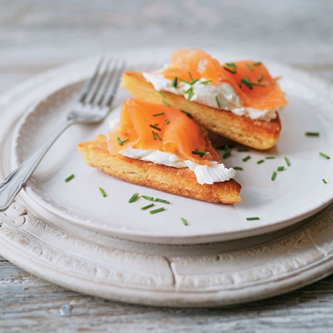 Potato Scones With Cream Cheese & Smoked Salmon