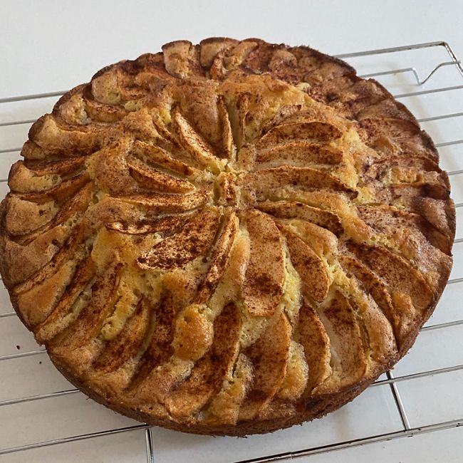 Italian Apple Cake