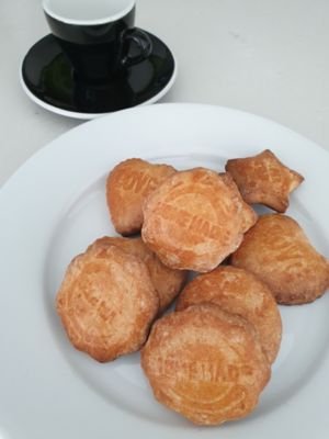 Biscotti al latte (Sicilian milk biscuits)