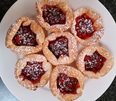 Rhubarb and strawberry tarts