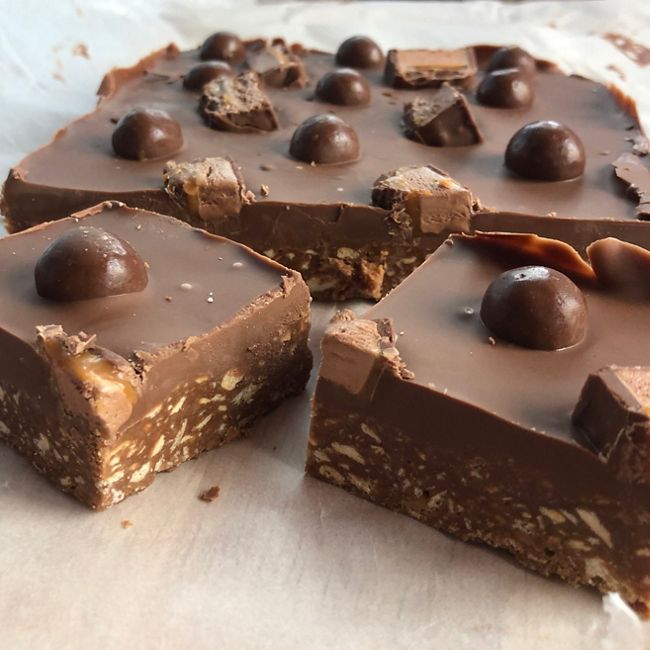 Mars Bar And Malteser Slice