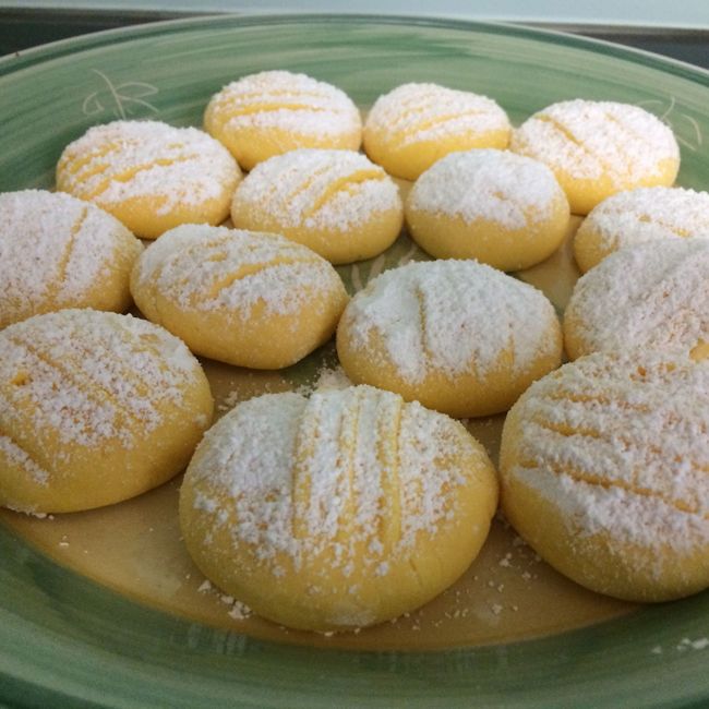 Easy Custard Biscuits