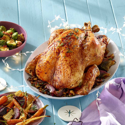 Inghams-Roast-Turkey-with-pistachio-and-raisin-stuffing 