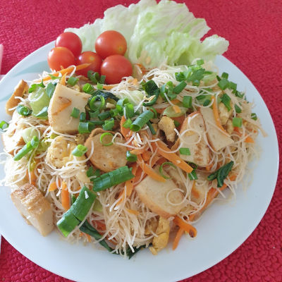 Fried Vermicelli Noodles with Fish Cake