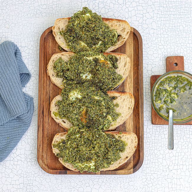 Kale Pesto Eggs