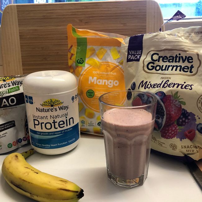 Banana, Blueberry & Mango Smoothie