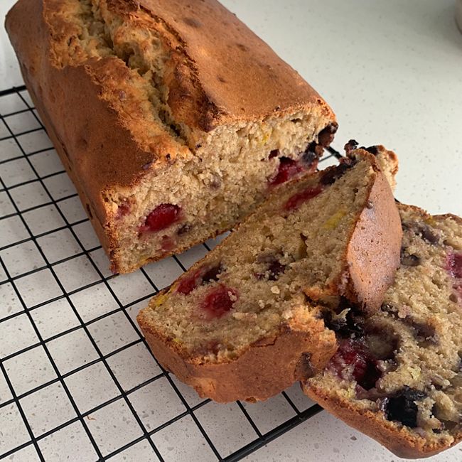 Banana Berry Bread