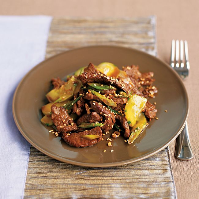 Korean Beef With Cucumber