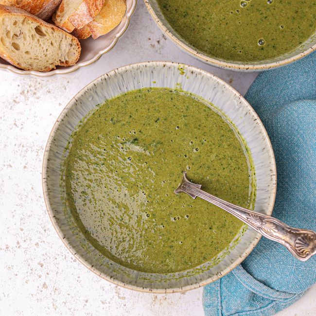 Lettuce & Pea Soup
