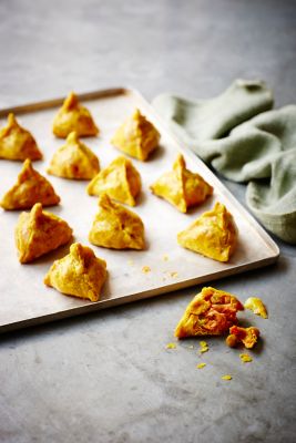 Tandoori Chicken Samosas