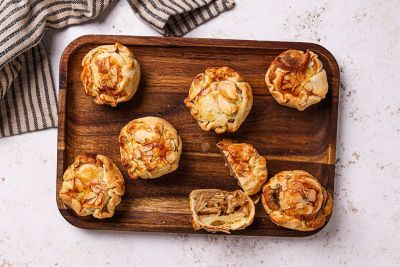 Mini Banana & Caramel Tartlets