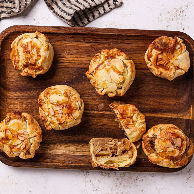 Mini Banana & Caramel Tartlets