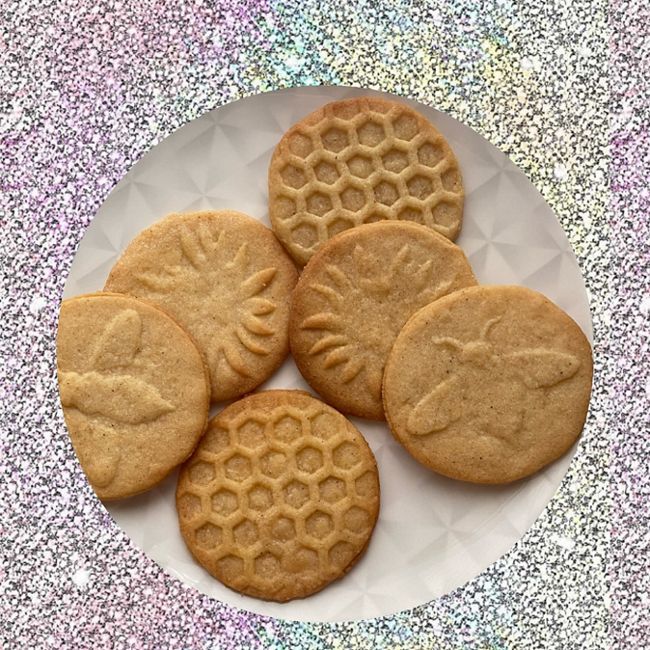 Easy Honey and Spice Biscuits