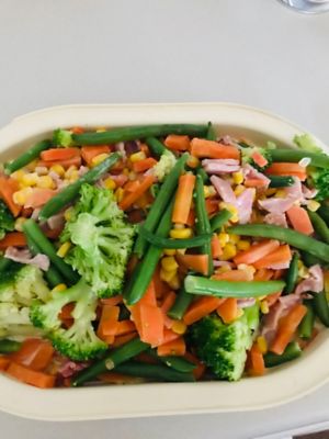 Curried corn, bacon & mixed vegetables