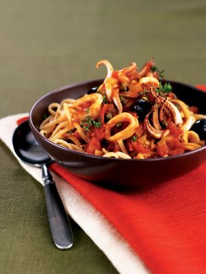 Squid In Puttanesca Sauce