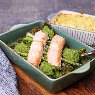 Pesto Salmon & Greens