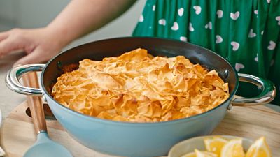 Leftover Turkey and Veggie Pot Pie