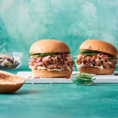 Pulled pork, pickled cucumbers & slaw burgers