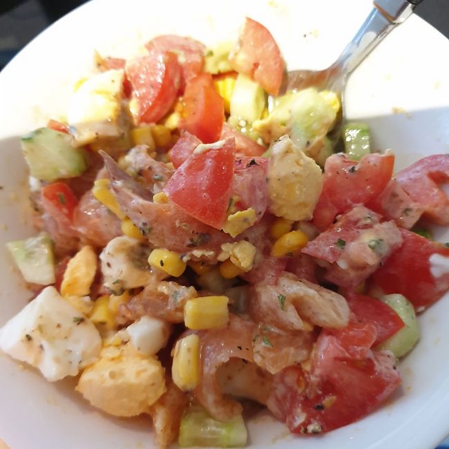 Smoked Salmon Salad with Sesame Dressing