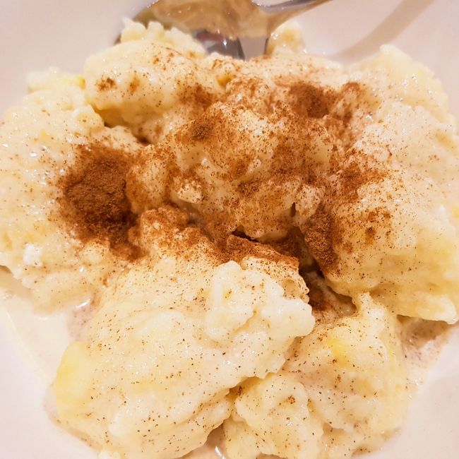 Ricotta and Cinnamon Cream Dumplings