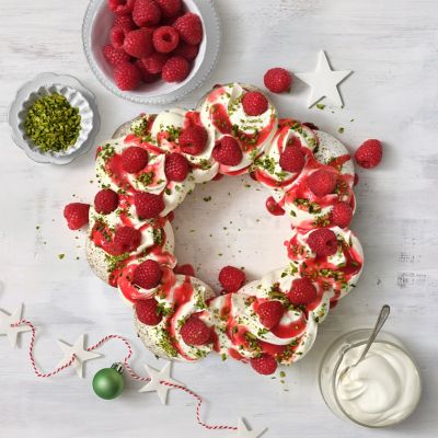 Raspberry & Lemon Myrtle Meringue Wreath
