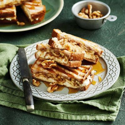 ricotta-banana-honey-and-walnut-toasties
