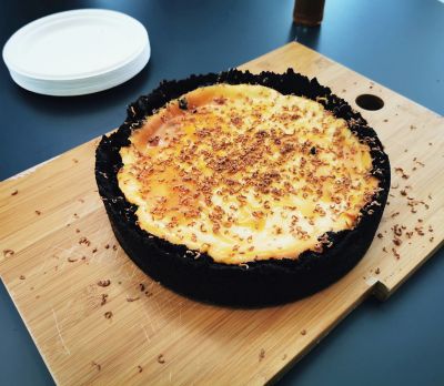 Baked Caramilk and Oreo Cheesecake