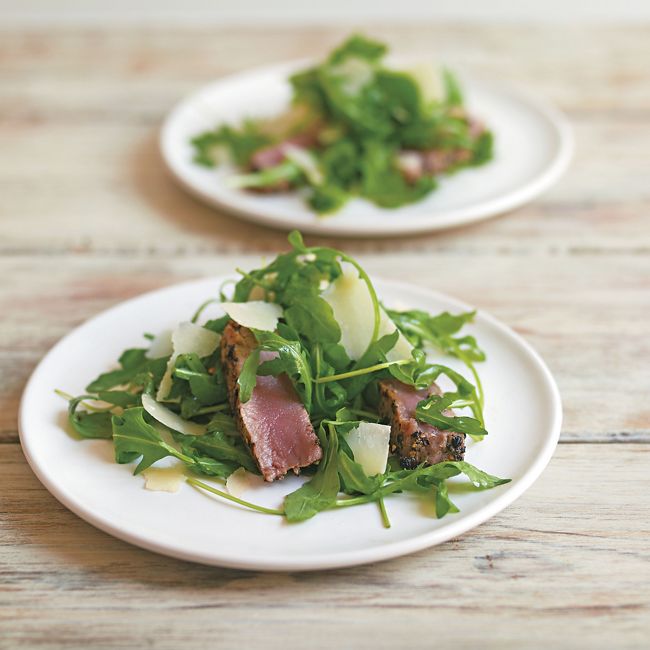 Peppered Tuna With Rocket & Parmesan