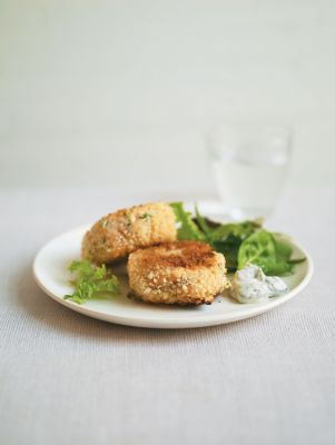 Salmon Fishcakes With Dill Sauce