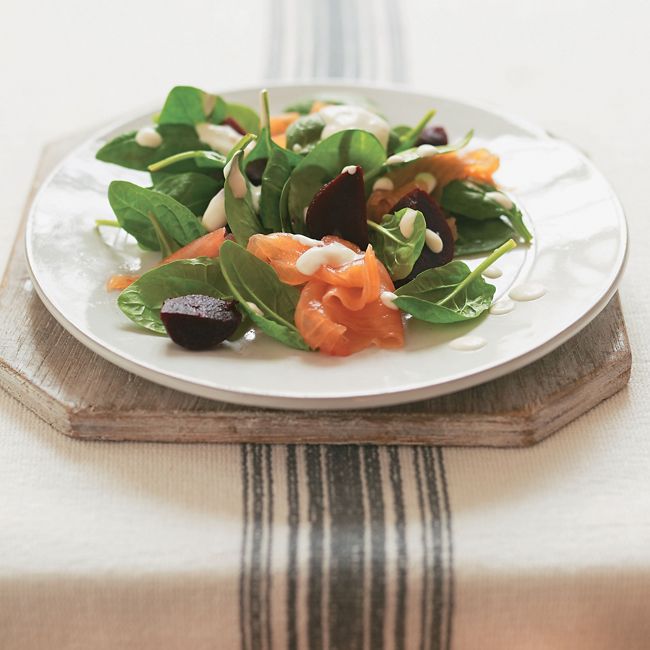 Smoked Salmon & Beet Salad With Creamy Dressing