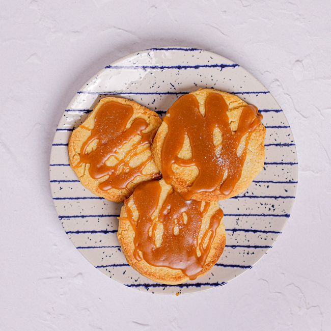 Salted Caramel Shortbread Cookies