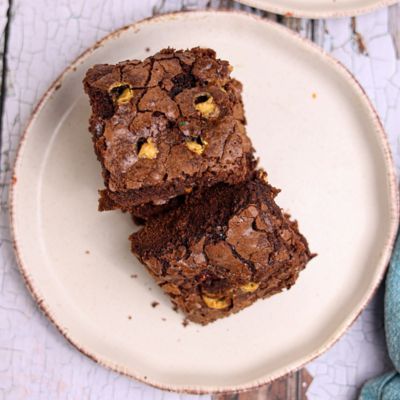 Slow Cooker Chocolate & Walnut Brownies