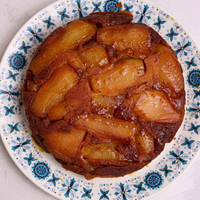 Slow Cooker Pear & Almond Cake