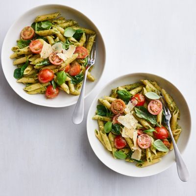 Speedy Basil Pesto Pasta 
