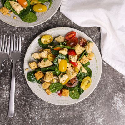 Spinach & Tomato Burrata Salad