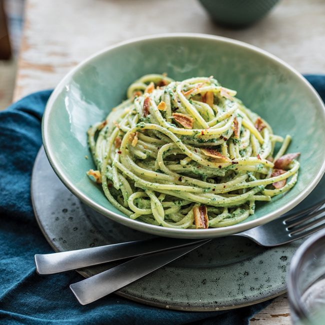Spinach Carbonara with Bacon 